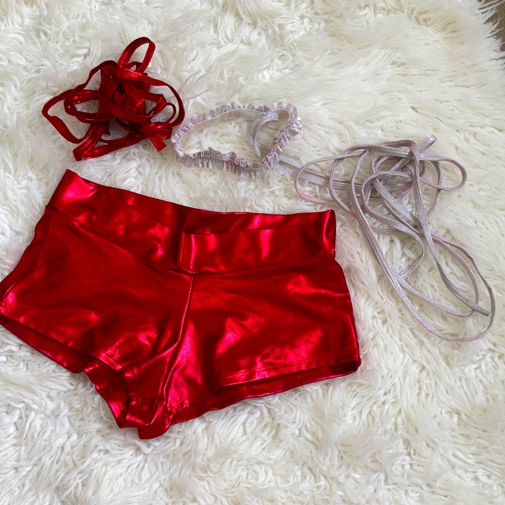 rave bottom and leg wraps